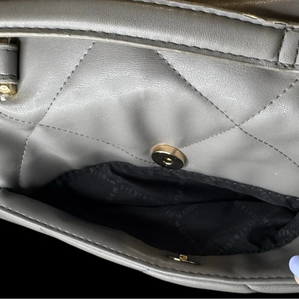 Steve Madden Purse - Picture 7 of 9